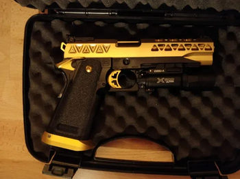 Imagen 2 de Custom hi capa