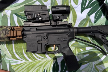 Image 3 for Vortex Razor AMG UH-1 Gen II and Micro 3x Magnifier