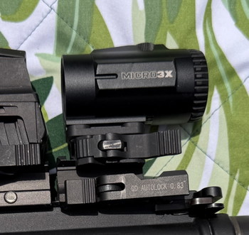 Image 5 for Vortex Razor AMG UH-1 Gen II and Micro 3x Magnifier