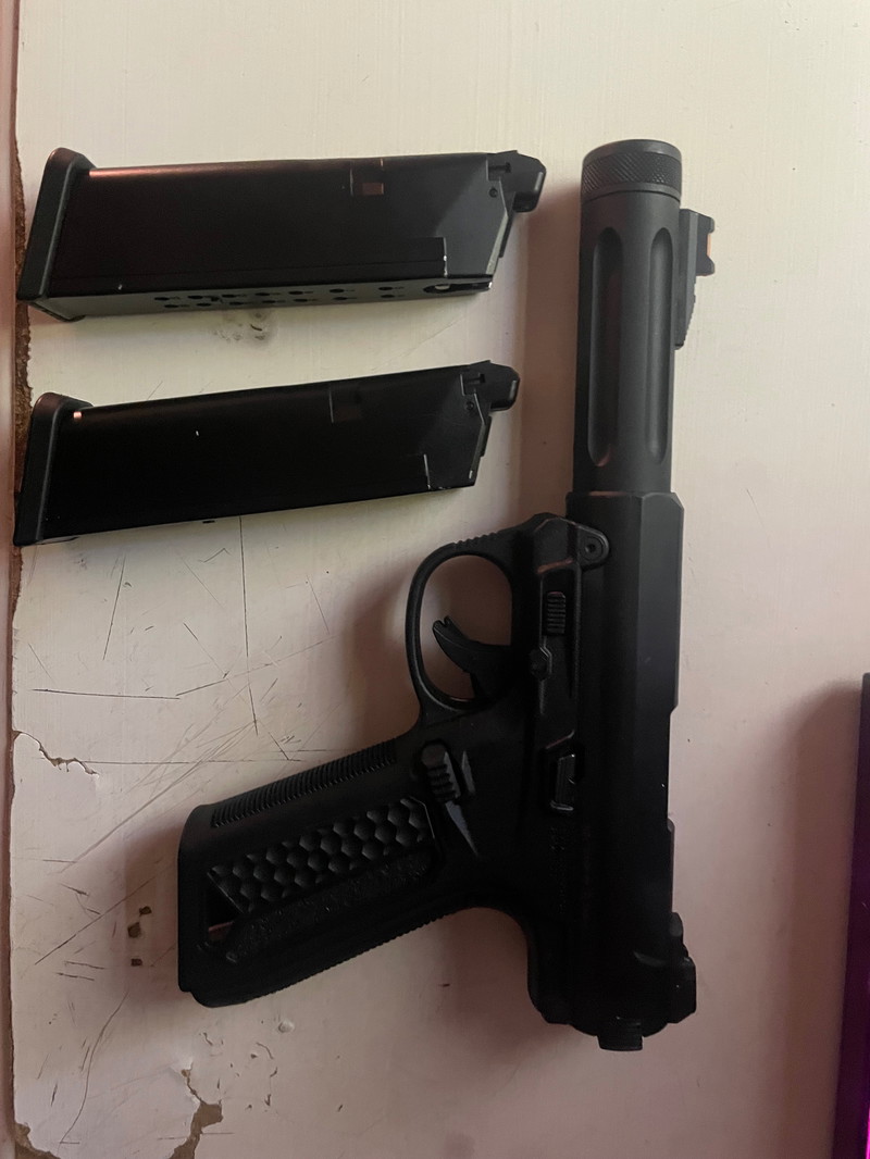 Image 1 pour Action army aap-01 2 Mags