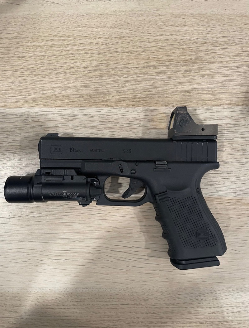 Image 1 for Umarex Glock 19 gen4