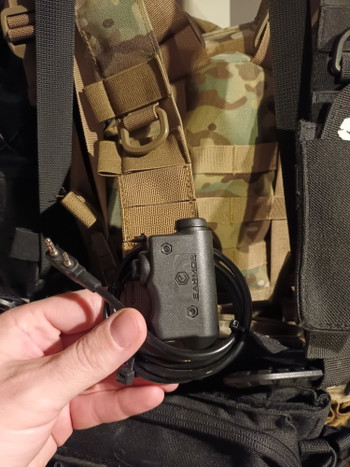 Afbeelding 2 van Baofeng en earmor combo als nieuw.