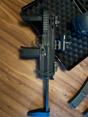 Afbeelding 4 van TM MP7 met custom drummag!