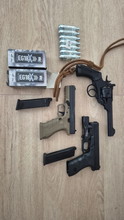 Image for Meerdere pistolen, glock, webley