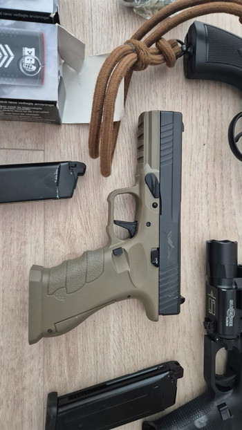 Imagen 3 de Meerdere pistolen, glock, webley