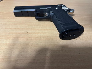 Image pour Golden Eagle Hi-Capa