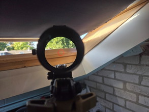Afbeelding van Verschillende optics te koop.