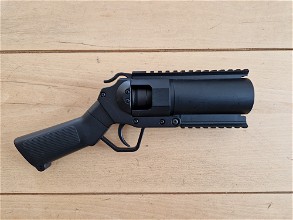 Afbeelding van Cyma 40mm Pistol Grenade Launcher M052 met 1x 40mm gas grenade