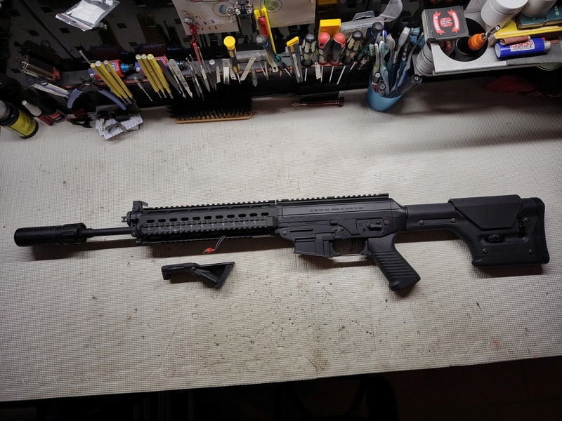Image 1 for KingArms SIG556 DMR met Gate Titan