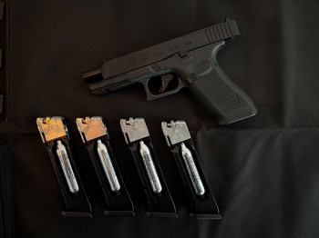 Bild 2 für Glock 17 | Gen5 | GBB | Umarex Incl accessoires