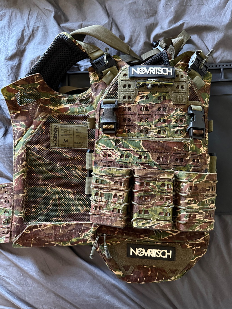 Image 1 pour Novritsch Kreuzotter Vest (maat M)