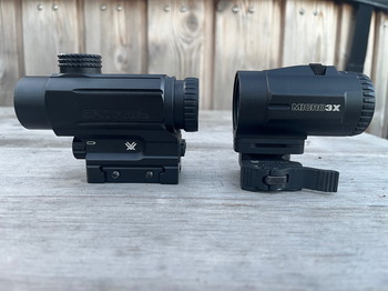 Image 2 pour Vortex optics Spitfire AR Prism Scope DRT Reticle Micro 3X Magnifier