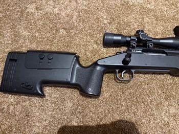 Imagen 2 de Mooie ASG Sniper 1,9 J + Standaard (inclusief Nikko Stiringling MountMaster 4x32)