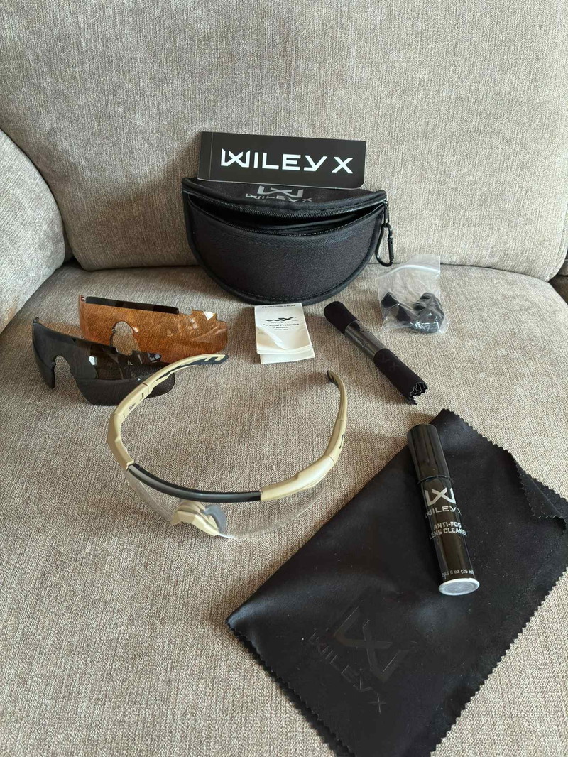 Bild 1 für Lunettes balistiques SABERAdvanced Tan 3 verres WILEY X