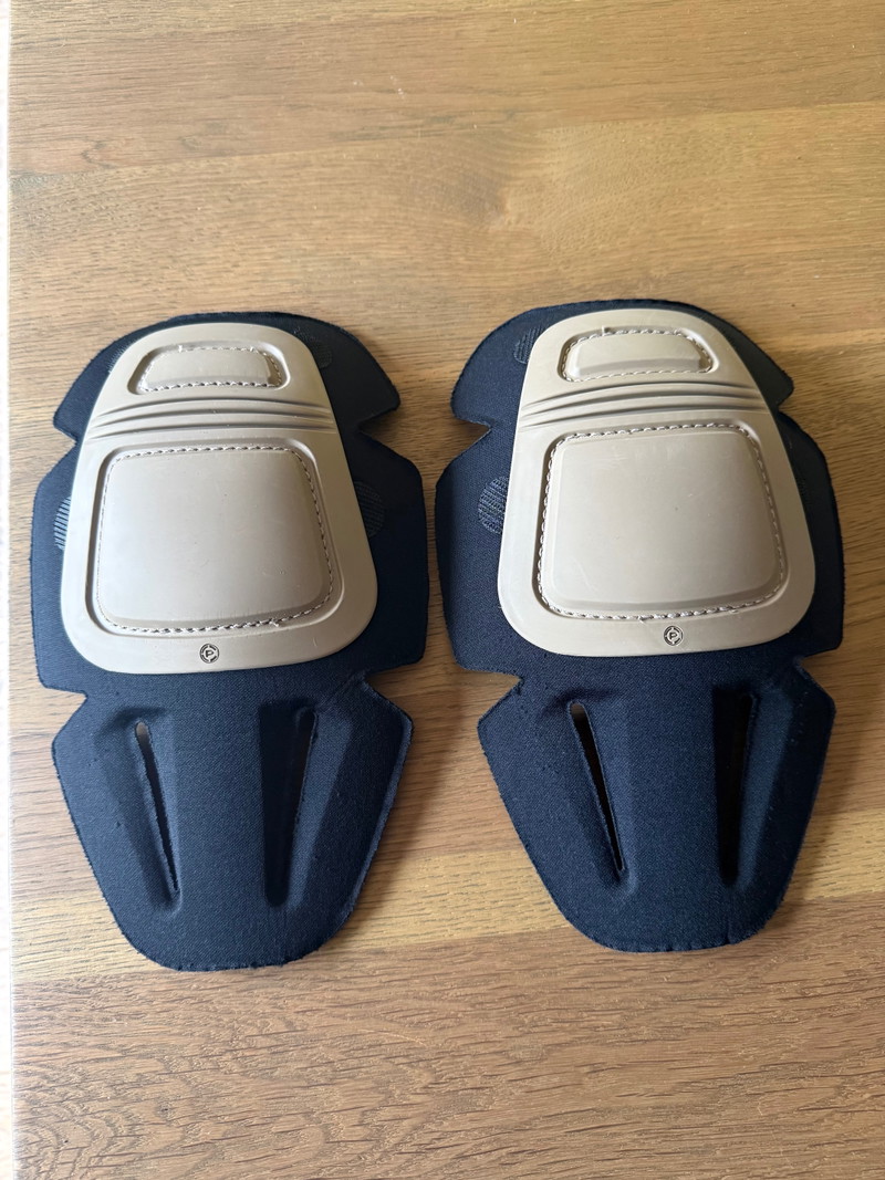 Image 1 for Gloednieuwe Crye Precision G3 Knee Pads