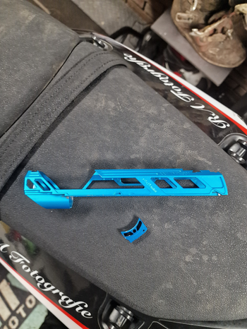 Imagen 2 de D'r. Black 5.1 slide / blauw edge trigger.