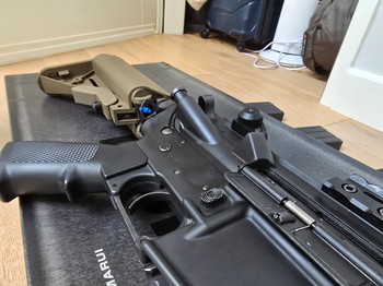 Bild 4 für Tokyo Marui mk 18 gbbr met mags