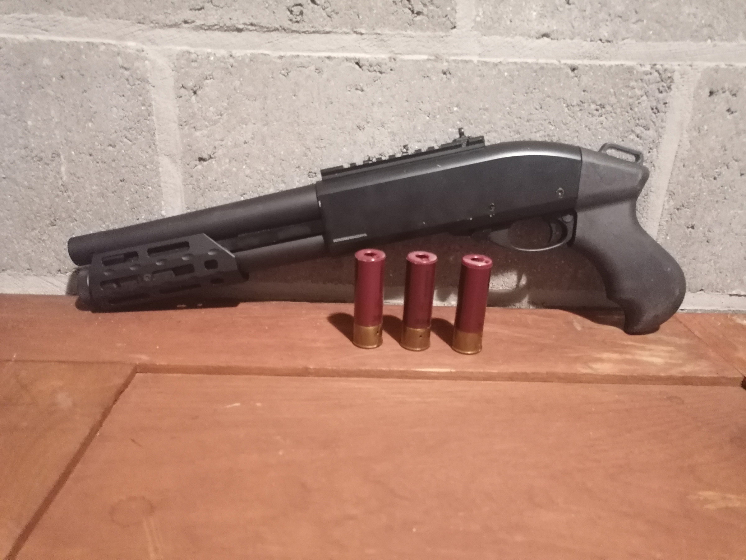 M8879 SHOTGUN GREEN GAS POWERED BLACK GOLDEN EAGLE Airsoft Bazaar