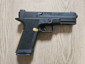 Bild für EMG / Armorer Works - Salient Arms BLU Glock 17 Standard GBB