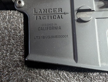 Afbeelding 3 van Lancer Tactical M4 Gen3 AEG LT-31BV