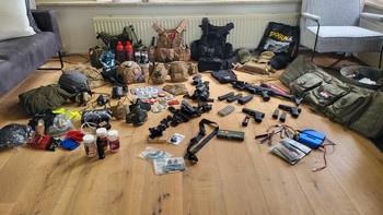 Afbeelding 3 van Complete airsoft set !