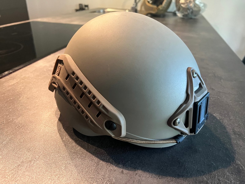Image 1 for FMA helm size M/L