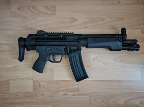 Bild für VFC HK53 GBB F mark met top rail en v-light handguard