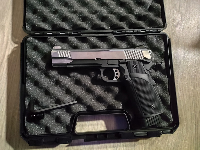 Afbeelding 1 van Hi-Capa 5.1 op CO2 met vele upgrades (inclusief magazijn)