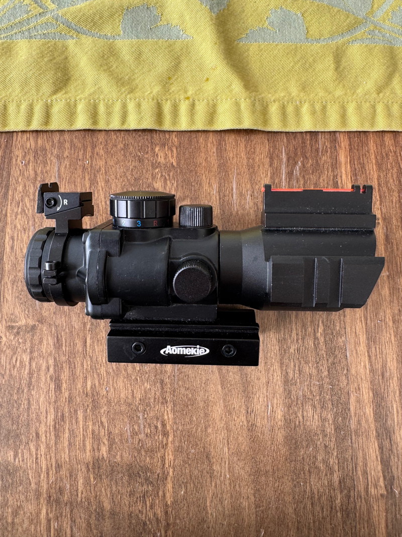 Image 1 for Aomekie Scope 4x ACOG Clone