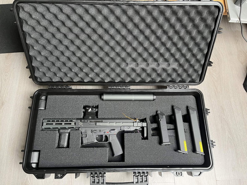 Image 1 for B&T GHM-9 | GBB | Inc. Nuprol Case en extra's