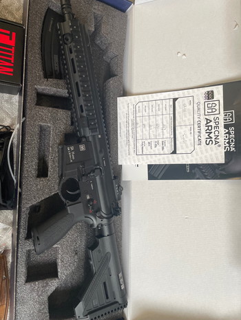 Image 2 for SpecnaArms SA-H11 + accessoires