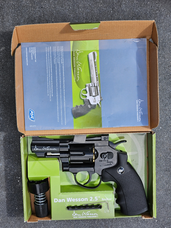 Image 4 for Dan Wesson 2.5