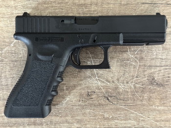 Afbeelding 3 van Metal Glock 17 GBB by Umarex/GHK