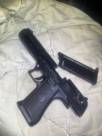 Imagen 2 de Dessert eagle .50AE pistol from kwc