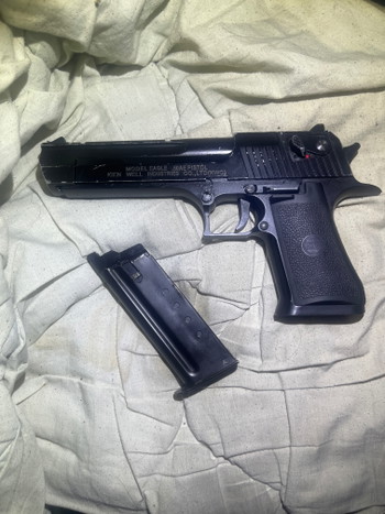 Imagen 4 de Dessert eagle .50AE pistol from kwc