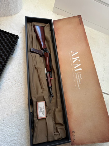 Imagen 5 de Custom Tokyo Marui GBB AKM met accessoires