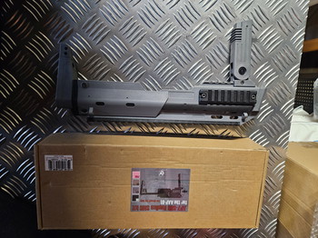 Imagen 4 de Aap 01 met hpa adapter en mp7 kit