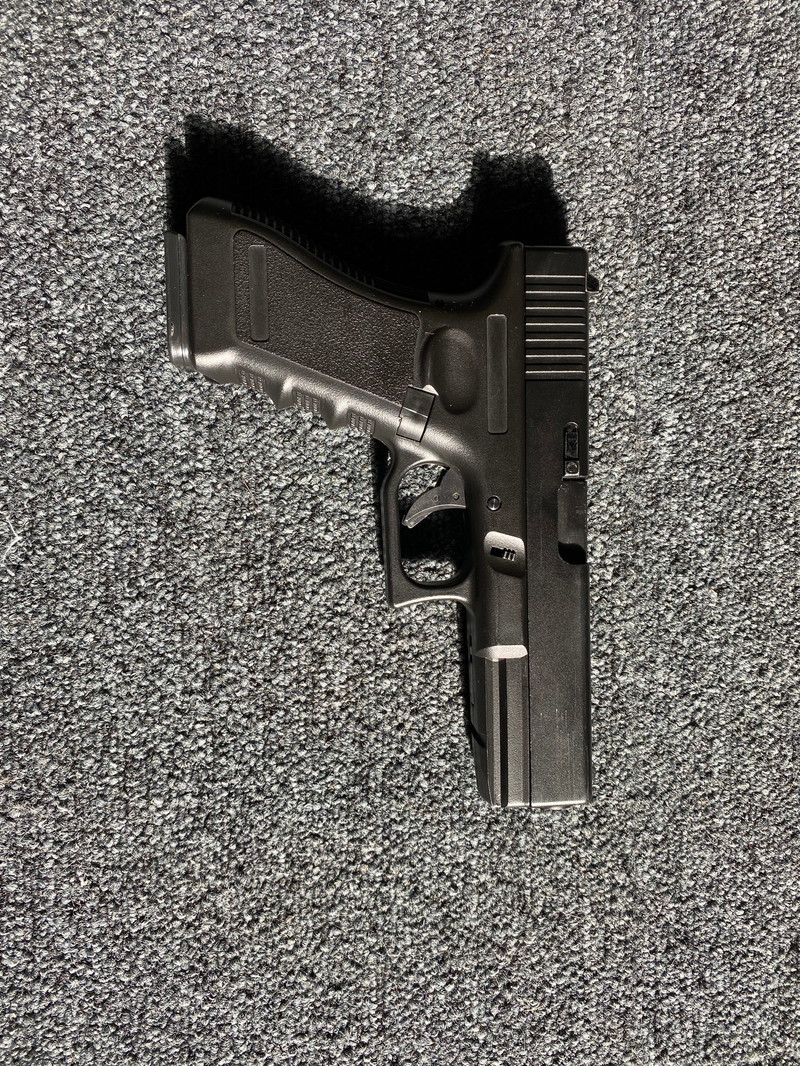 Bild 1 für Glock 18 met full metal slide