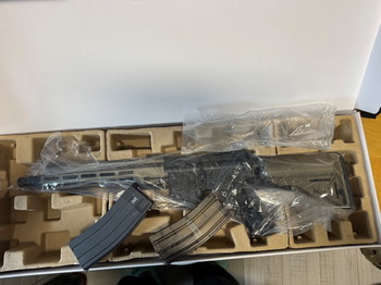Bild 2 für CYMA CGS URGI MK16 10.5 GBBR-NIEUW-Realistische recoil machine