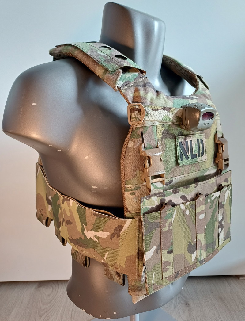 Afbeelding 1 van Ferro Concepts Slickster Plate Carrier Set Multicam