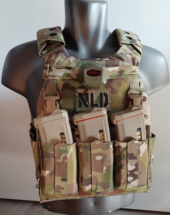 Afbeelding 7 van Ferro Concepts Slickster Plate Carrier Set Multicam