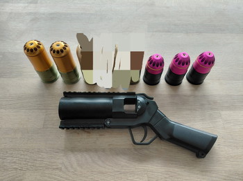 Afbeelding 2 van Grenade launcher