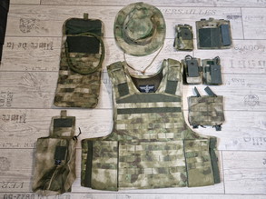 Afbeelding van Invader Gear plate carrier set Everglade