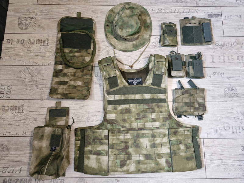 Imagen 1 de Invader Gear plate carrier set Everglade