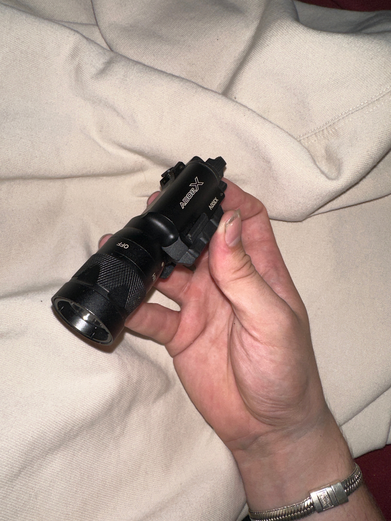 Afbeelding 1 van Surefire X300v replica