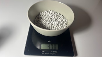 Afbeelding 4 van 2x 1000st Nimrod 0.40gr Bio (nieuw),  1x 1000st hotshot 0.40 bio, 1x green devil bio 0.40 (737gr 1840 stuks)