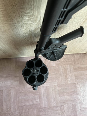Bild 2 für Multiple Grenade launcher