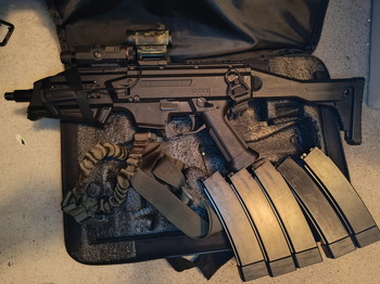 Bild 2 für ASG Scorpion EVO + 5 mags + light/laser + red dot + tracer