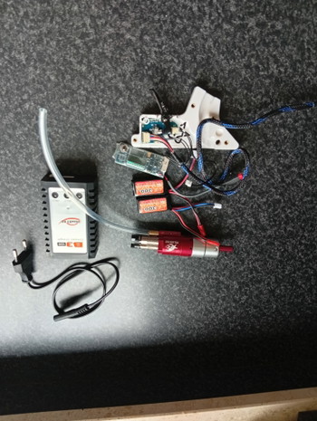 Image 2 for Polarstar f2 with batteries and Charger