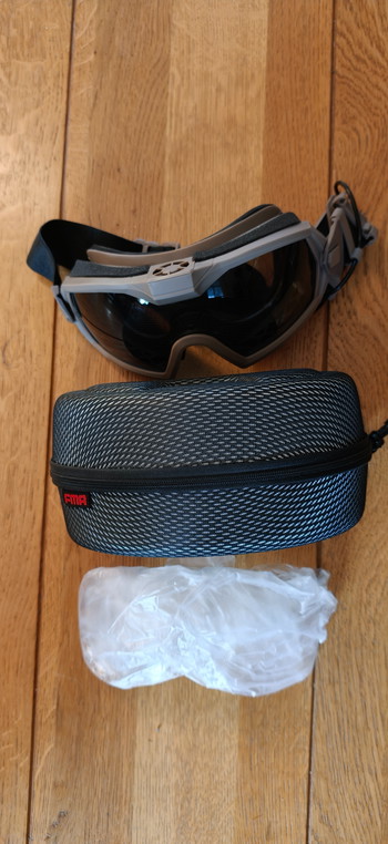 Imagen 4 de Plate carrier / Pouches / Bril / sling / accessoires